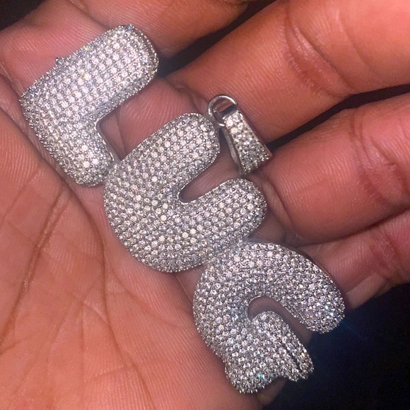 😞BROKEN VS DIAMOND CUSTOM “PLUG” ..but now “LUG” PENDENT😞 - Picture 4 of 6